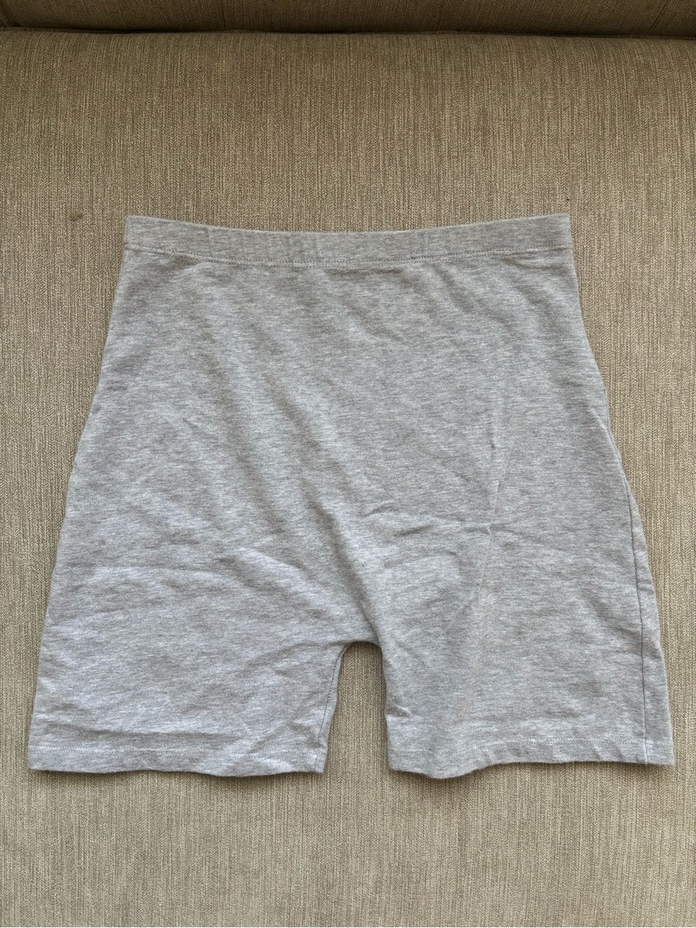 brandy melville heather grey stretchy lightweight comfy biker shorts🩶